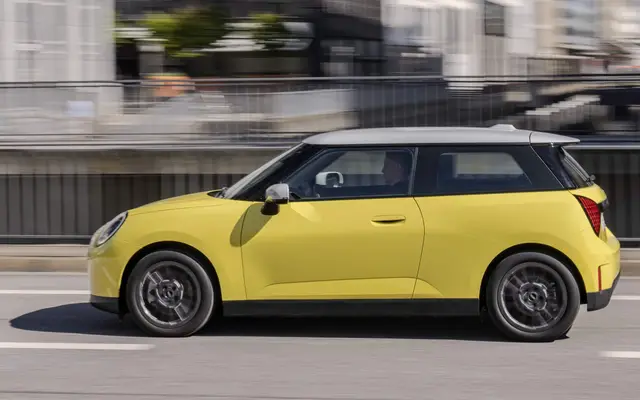 Carro MINI Cooper 2025 S 2.0 Top