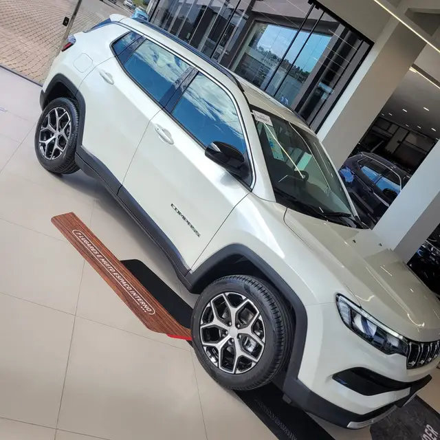 Carro Jeep Compass 2025 Longitude 1.3 T270 (Aut) (Flex)