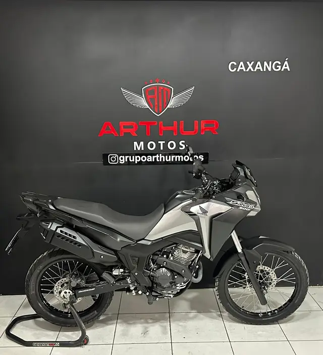 Carro Honda XRE Sahara 300 2024 ABS