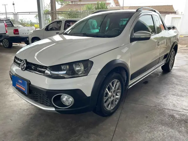 Carro Volkswagen Saveiro 2014 Cross 1.6 (Flex) (cab. estendida)
