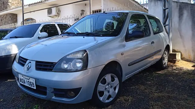 Carro Renault Clio 2008 Hatch. Authentique 1.0 8V