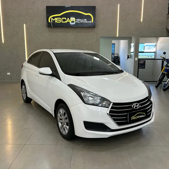 Carro Hyundai HB20S 2018 1.0 Comfort Plus (Flex)