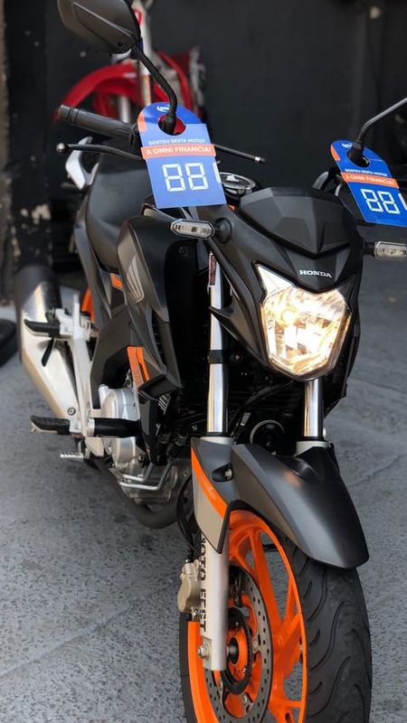 CB 250F Twister (CBS)