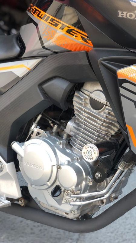 CB 250F Twister (CBS)