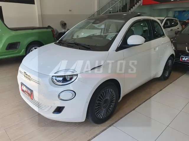 Carro Fiat 500e 2022 Icon elétrico (Aut)