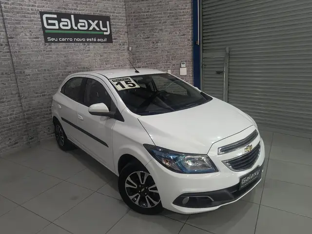 Carro Chevrolet Onix 2015 1.4 LTZ SPE/4
