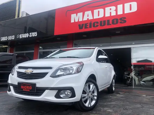 Carro Chevrolet Agile 2014 LTZ 1.4 8V (Flex)