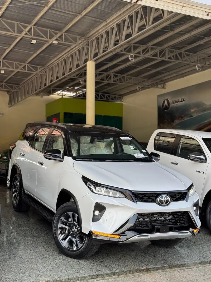 Toyota SW4 SRX Platinum 2.8 Turbodiesel 4x4 (Aut.) (7 Lugares)