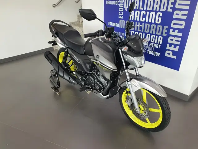 Moto Yamaha YBR 150 Factor 2025 DX