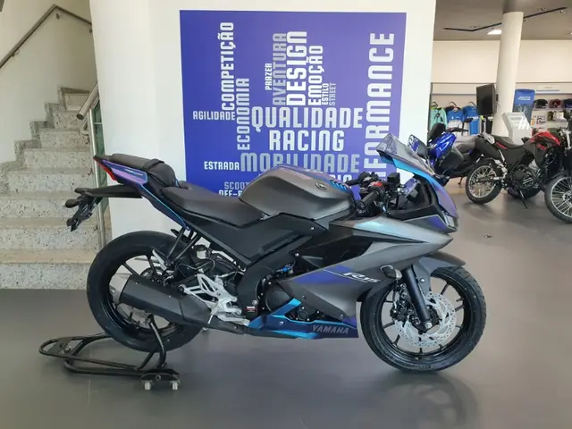 Carro Yamaha YZF R15 2025 ABS