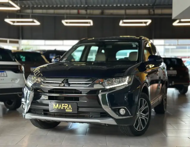 Carro Mitsubishi Outlander 2016 2.2 DI-D 4WD (Aut)