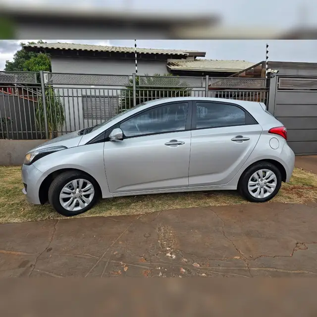 Carro Hyundai HB20 2017 1.0 Comfort (Flex)