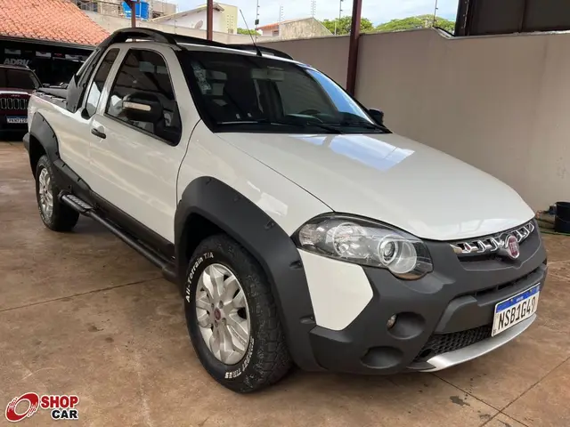 Carro Fiat Strada 2013 Adventure 1.8 16V (Flex) (Cabine Estendida)