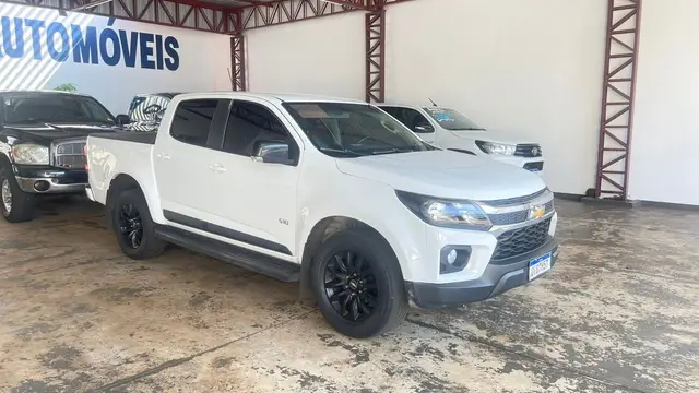Carro Chevrolet S10 Cabine Dupla 2021 S10 2.8 CTDI LT 4WD (Diesel)