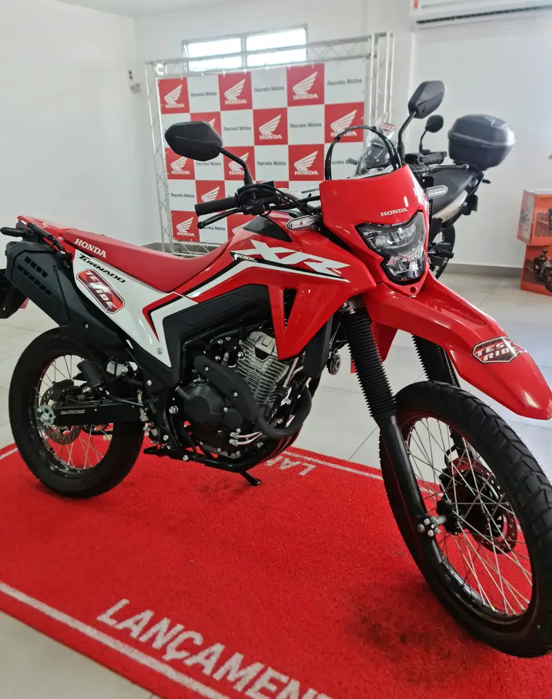 Honda XR 300L Tornado