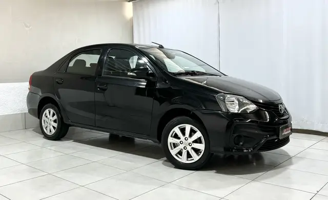 Carro Toyota Etios Sedan 2019 X Plus 1.5 (Flex)
