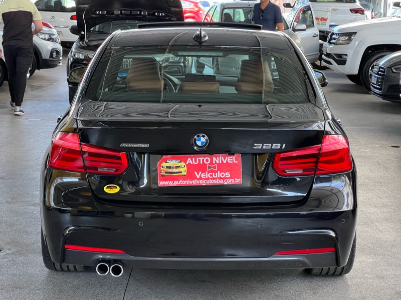 BMW 328i