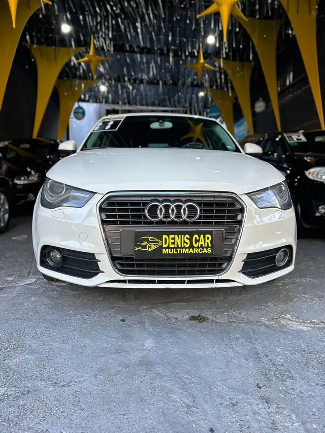 Carro Audi A1 2011 1.4 TFSI Attraction S Tronic