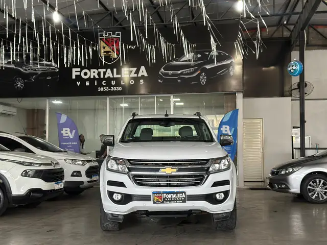 Carro Chevrolet S10 Cabine Dupla 2019 S10 2.5 ECOTEC SIDI LTZ 4WD (Cabine Dupla) (Aut)