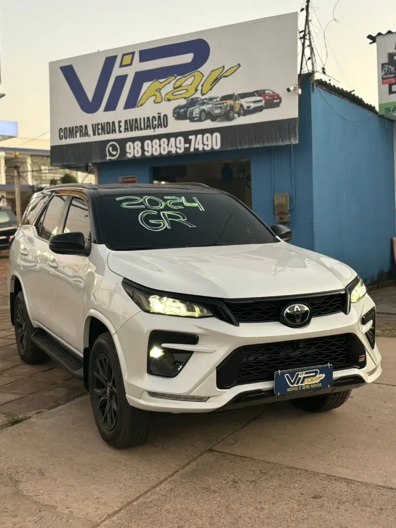 Toyota SW4 GR-S 2.8 AT