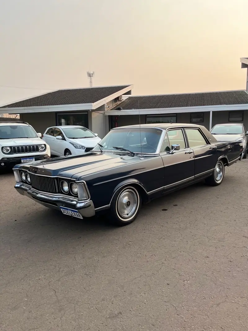 Ford Galaxie Landau
