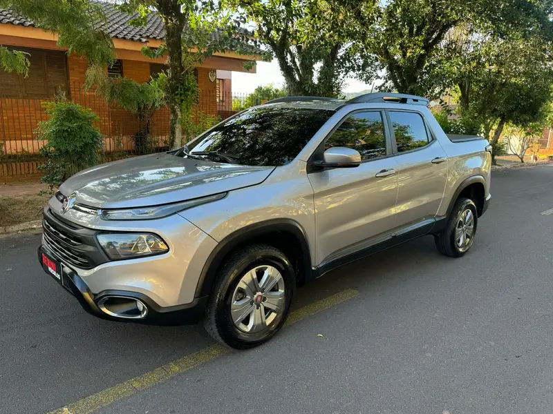 Fiat Toro Freedom 1.8 AT6 4x2 (Flex)