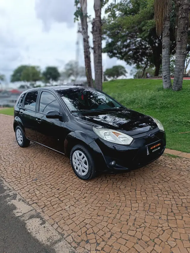 Carro Ford Fiesta Hatch 2014 S Rocam 1.0 (Flex)