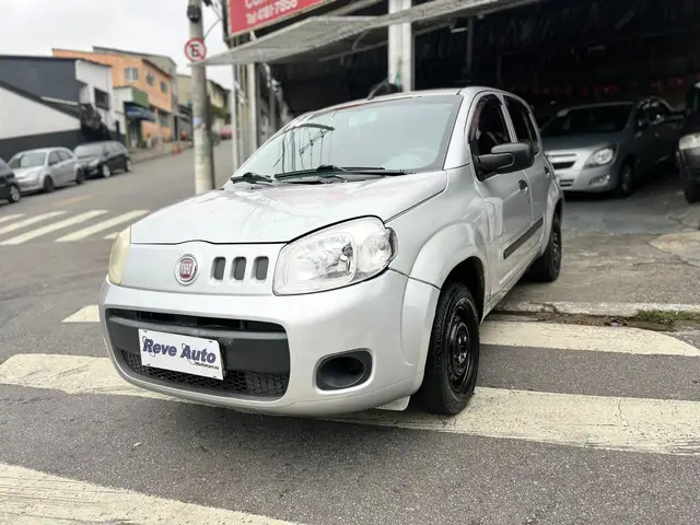 Carro Fiat Uno 2014 Vivace 1.0 8V (Flex) 4p