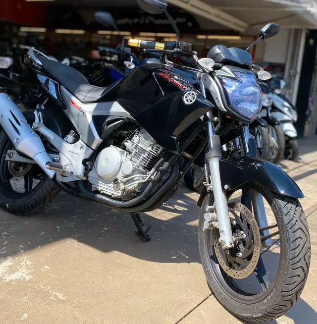 Carro Yamaha YS 250 Fazer 2012 YS 250 FAZER/ FAZER L. EDITION /BLUEFLEX