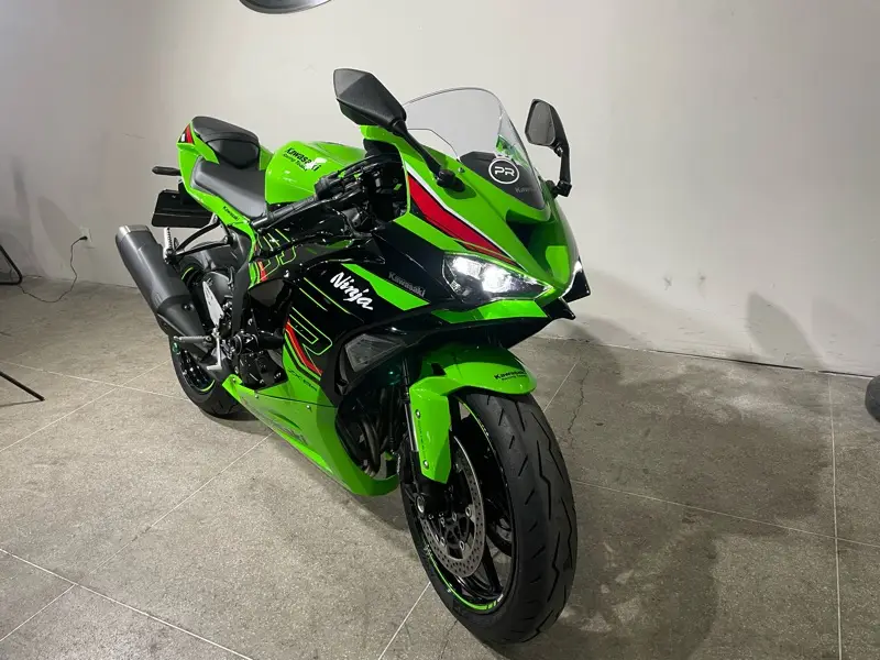 Kawasaki Ninja ZX-6R