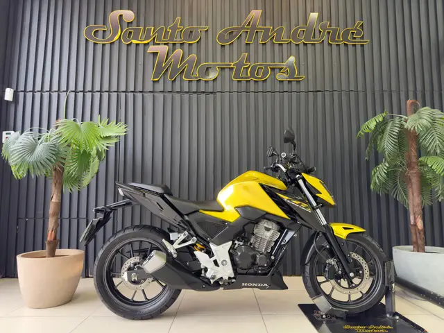 Carro Honda CB 300F Twister 2024 (ABS)