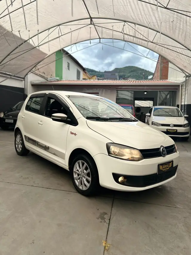 Carro Volkswagen Fox 2014 1.6 VHT Rock in Rio (Flex)