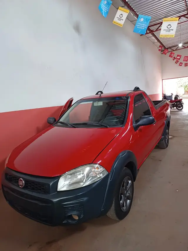 Carro Fiat Strada 2017 Hard Working 1.4 (Flex) (Cabine Simples)