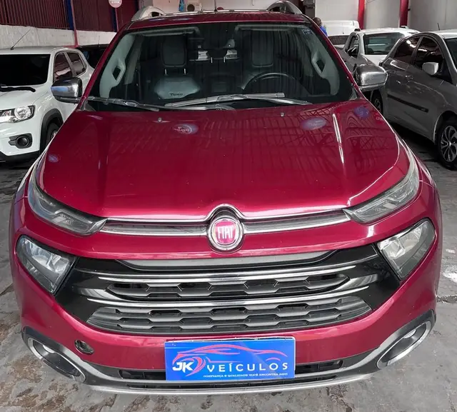 Carro Fiat Toro 2017 Volcano 2.0 diesel AT9 4x4