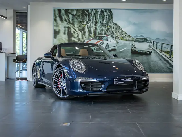 Carro Porsche 911 Cabriolet 2015 911 3.8 Targa 4S PDK 4WD
