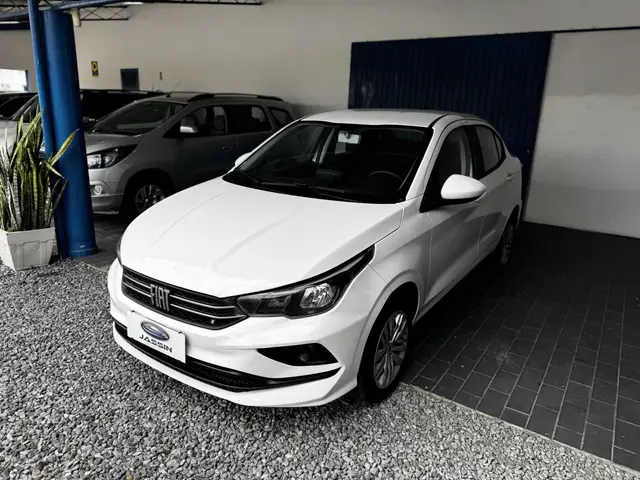 Carro Fiat Cronos 2024 Drive 1.3