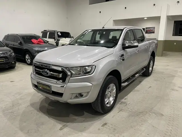 Carro Ford Ranger Cabine Dupla 2017 Ranger 3.2 XLT CD 4x4 (Aut)