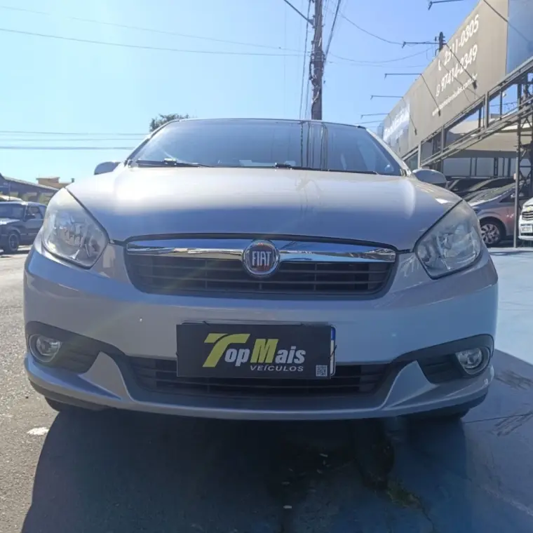 Fiat Siena Essence 1.6 16V (Flex)