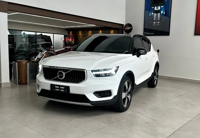 Carro Volvo XC40 Momentum 2019 XC40 2.0 T5 Momentum AWD