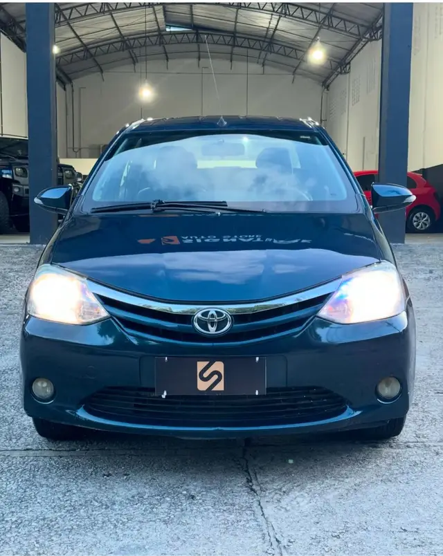 Carro Toyota Etios 2015 XLS 1.5 (Flex)