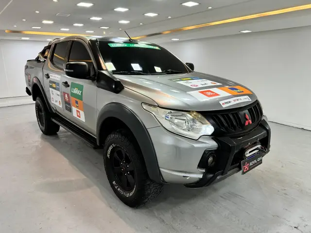 Carro Mitsubishi L200 Triton Sport 2018 Sport 2.4 DID-H HPE 4WD (Aut)
