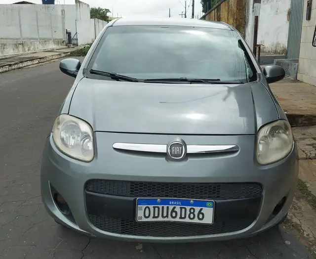 Carro Fiat Palio 2013 Attractive 1.0 8V (Flex)