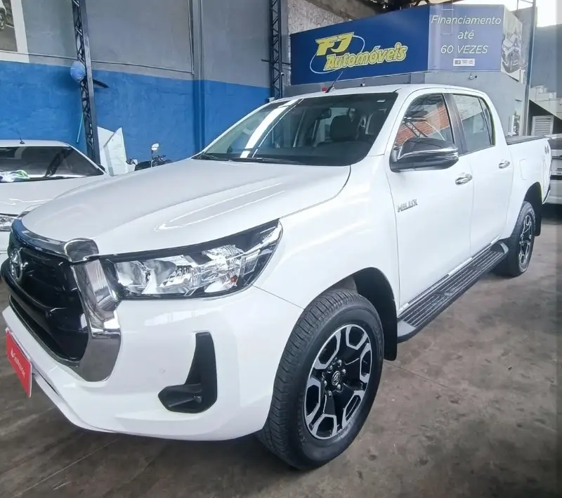 Toyota Hilux Cabine Dupla SRV 2.8 TDI CD 4x4 (Aut)