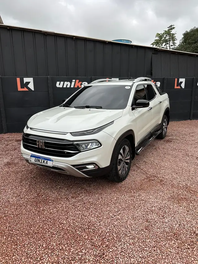 Carro Fiat Toro 2023 Volcano 1.3