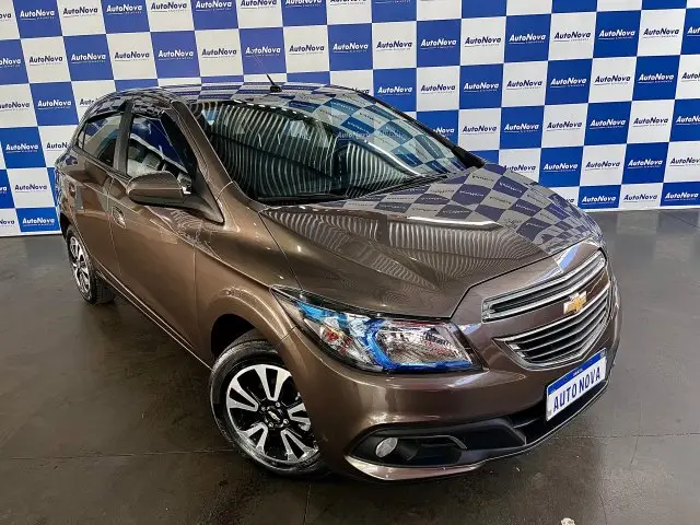 Carro Chevrolet Onix 2014 1.4 LTZ SPE/4 (Aut)