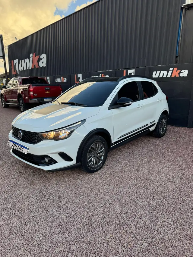 Carro Fiat Argo 2020 1.3 Trekking (Flex)