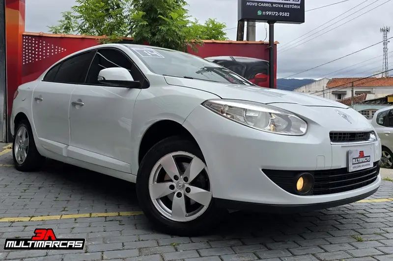 Renault Fluence 2.0 16V Dynamique (Flex)