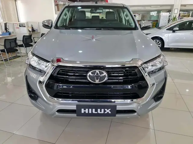 Carro Toyota Hilux Cabine Dupla 2025 SRX 4x4 2.8 Diesel