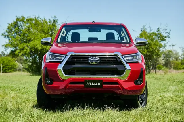 Carro Toyota Hilux Cabine Dupla 2025 SRX 4x4 2.8 Diesel