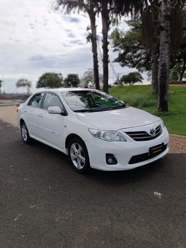 Carro Toyota Corolla 2013 2.0 XEi Multi-Drive S (Flex)